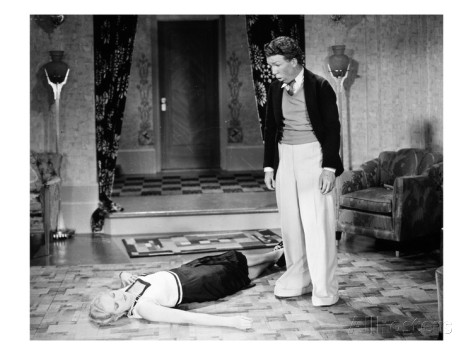 silent-film-still-fainting